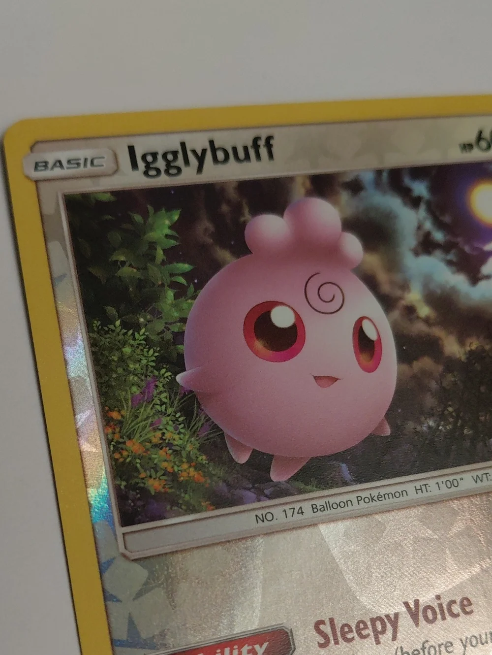 Iggly Buff - Reverse Holo Pokemon Card - Sun And Moon Cosmic Eclipse